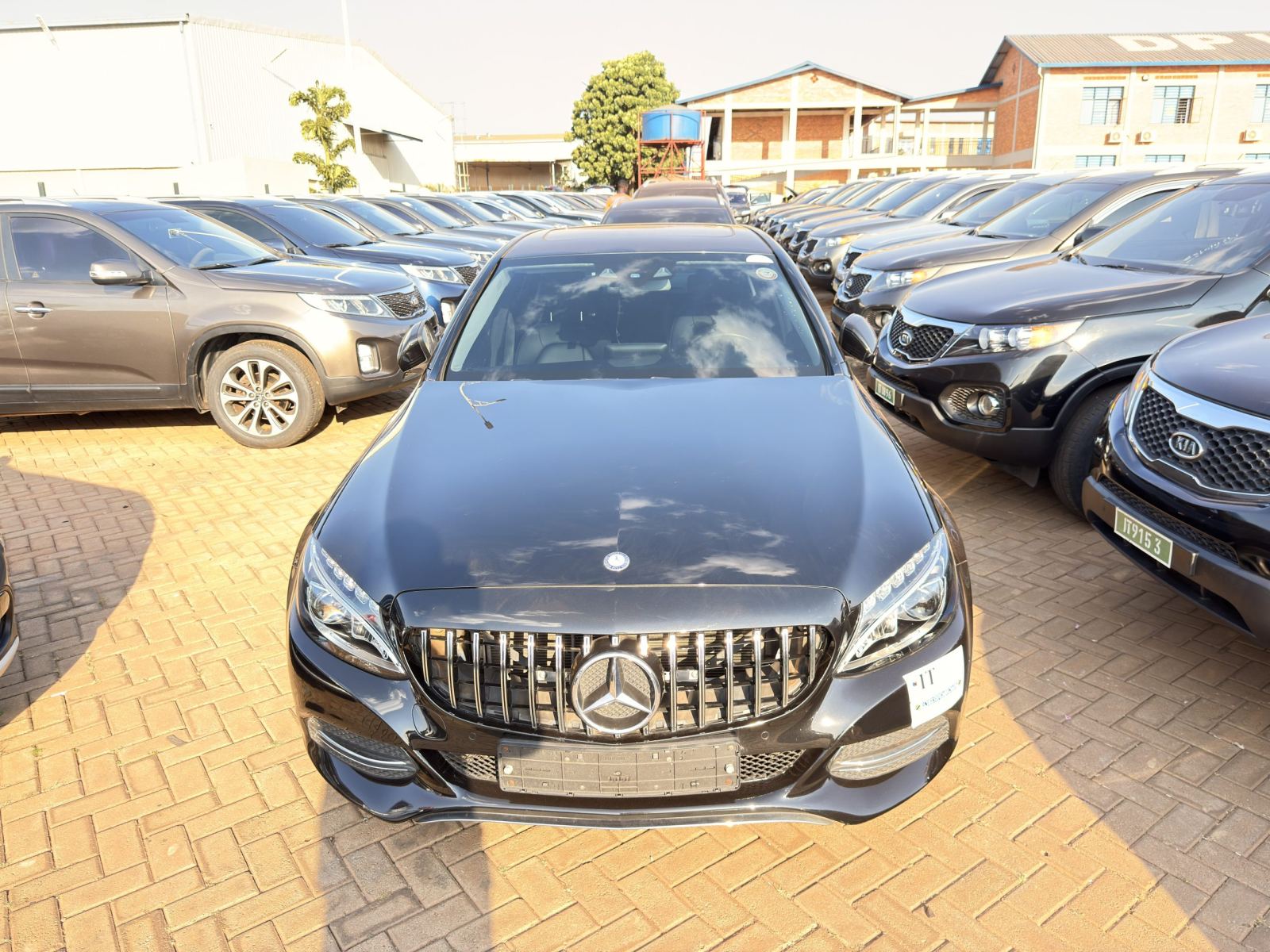 Mercedes Benz C200 2015