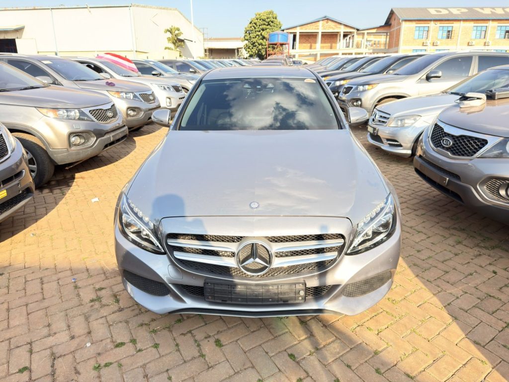 Mercedes Benz C200 2016